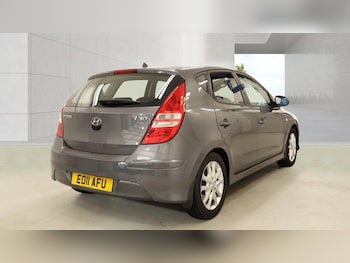 Used Hyundai i30 2011 for sale - 79062392: Photo