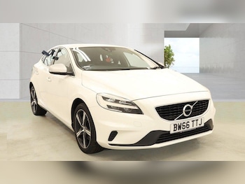 Used Volvo V40 2016 for sale - 79316637: Photo