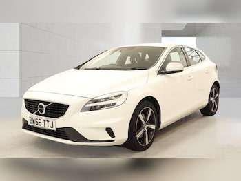 Used Volvo V40 2016 for sale - 79316637: Photo