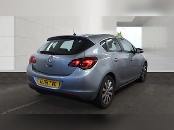 Used Vauxhall Astra 2011 for sale - 78676616: Photo