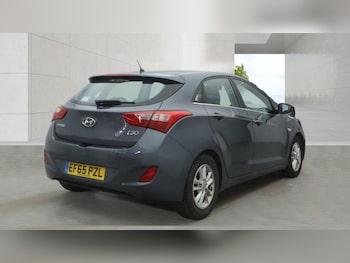 Used Hyundai i30 2015 for sale - 78988323: Photo