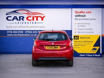 Used Peugeot 208 2015 for sale - 78374945: Photo