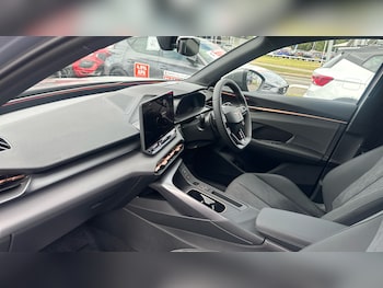 Used Cupra Terramar 2025 for sale - 75982389: Photo