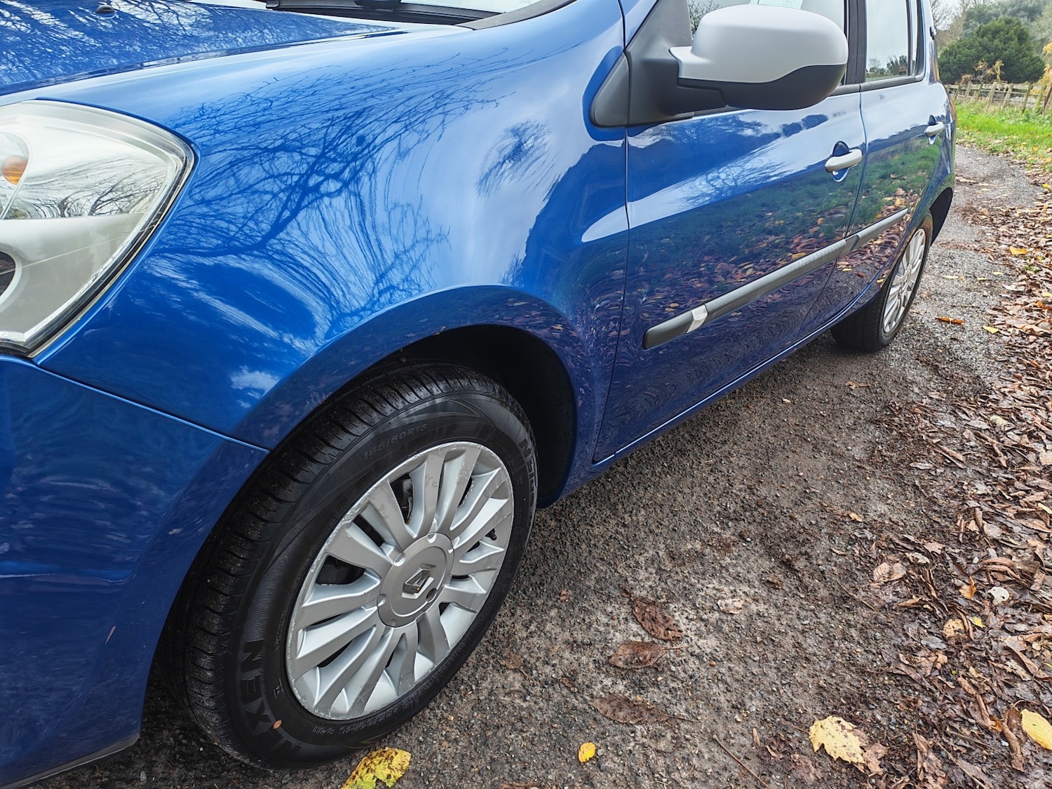 Used Renault Clio 2010 for sale - 76571100: Photo 10