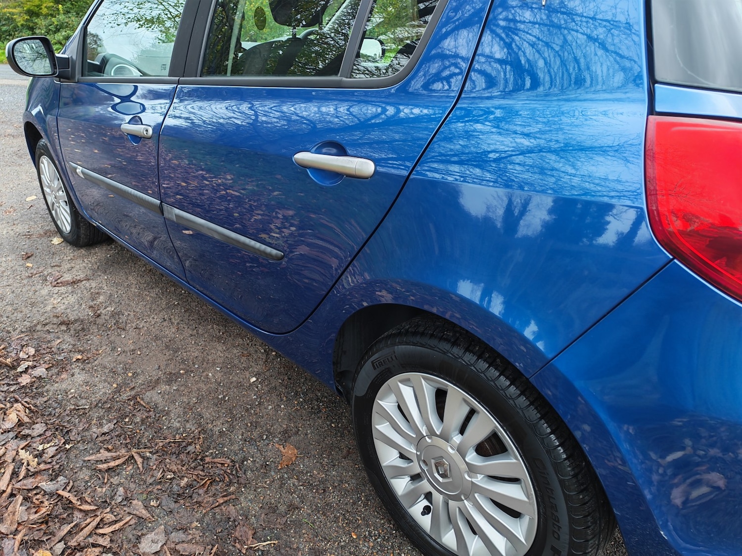 Used Renault Clio 2010 for sale - 76571100: Photo 11