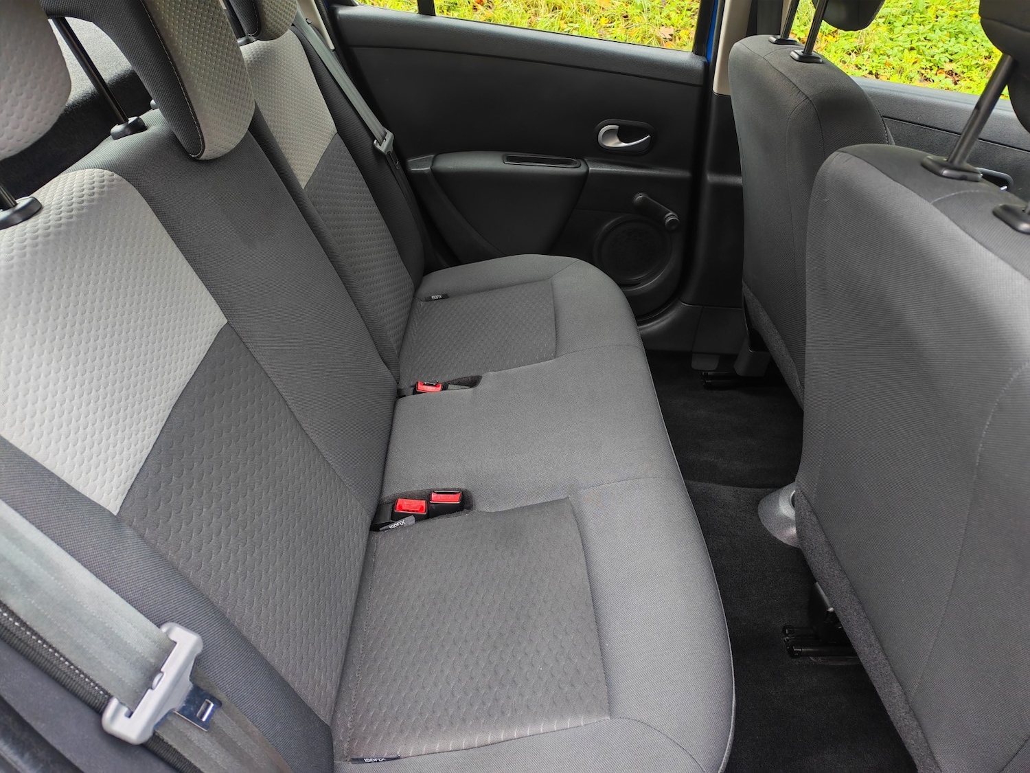 Used Renault Clio 2010 for sale - 76571100: Photo 16