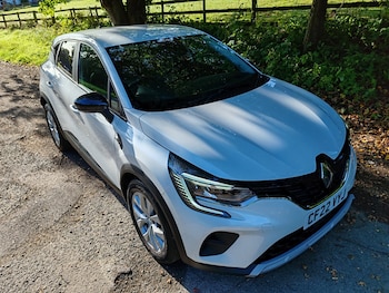 Used Renault Captur 2022 for sale - 76230999: Photo