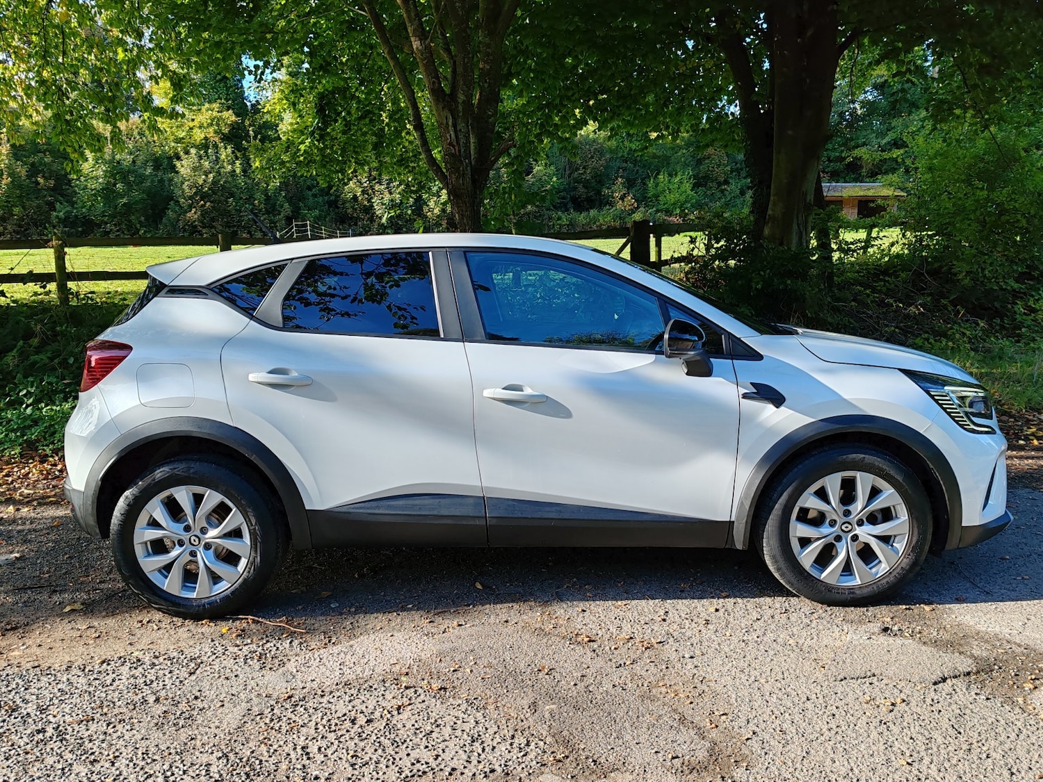 Used Renault Captur 2022 for sale - 76230999: Photo 4