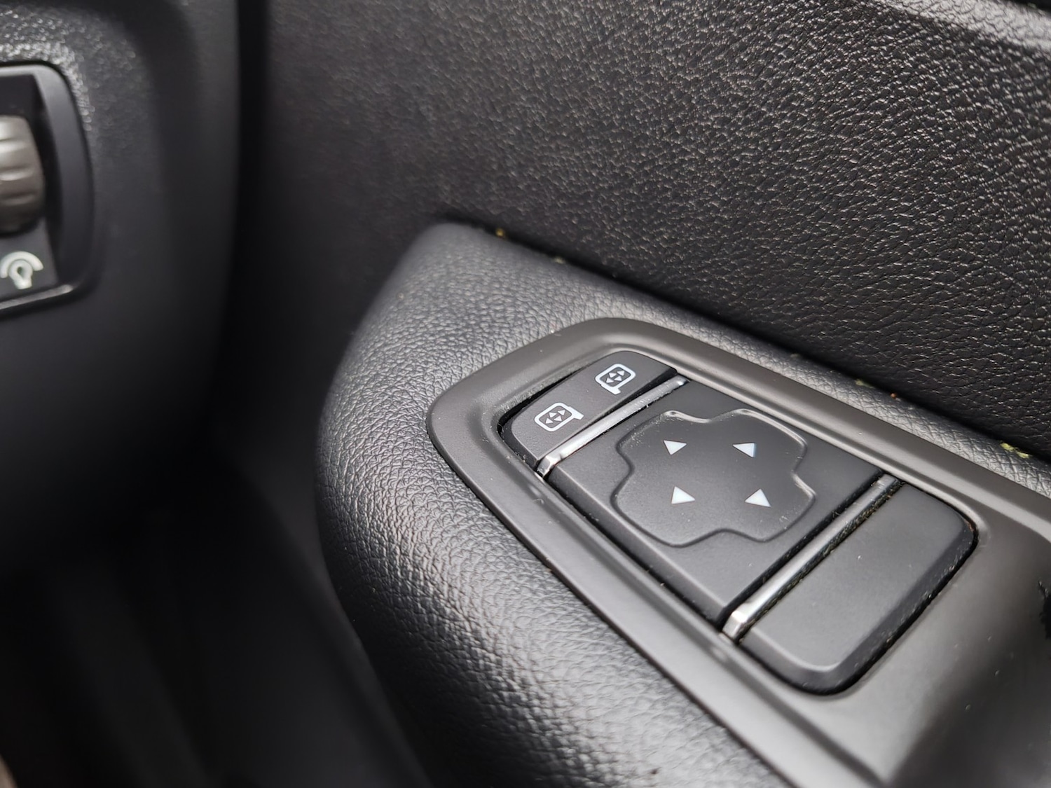 Used Renault Captur 2019 for sale - 76951045: Photo 15