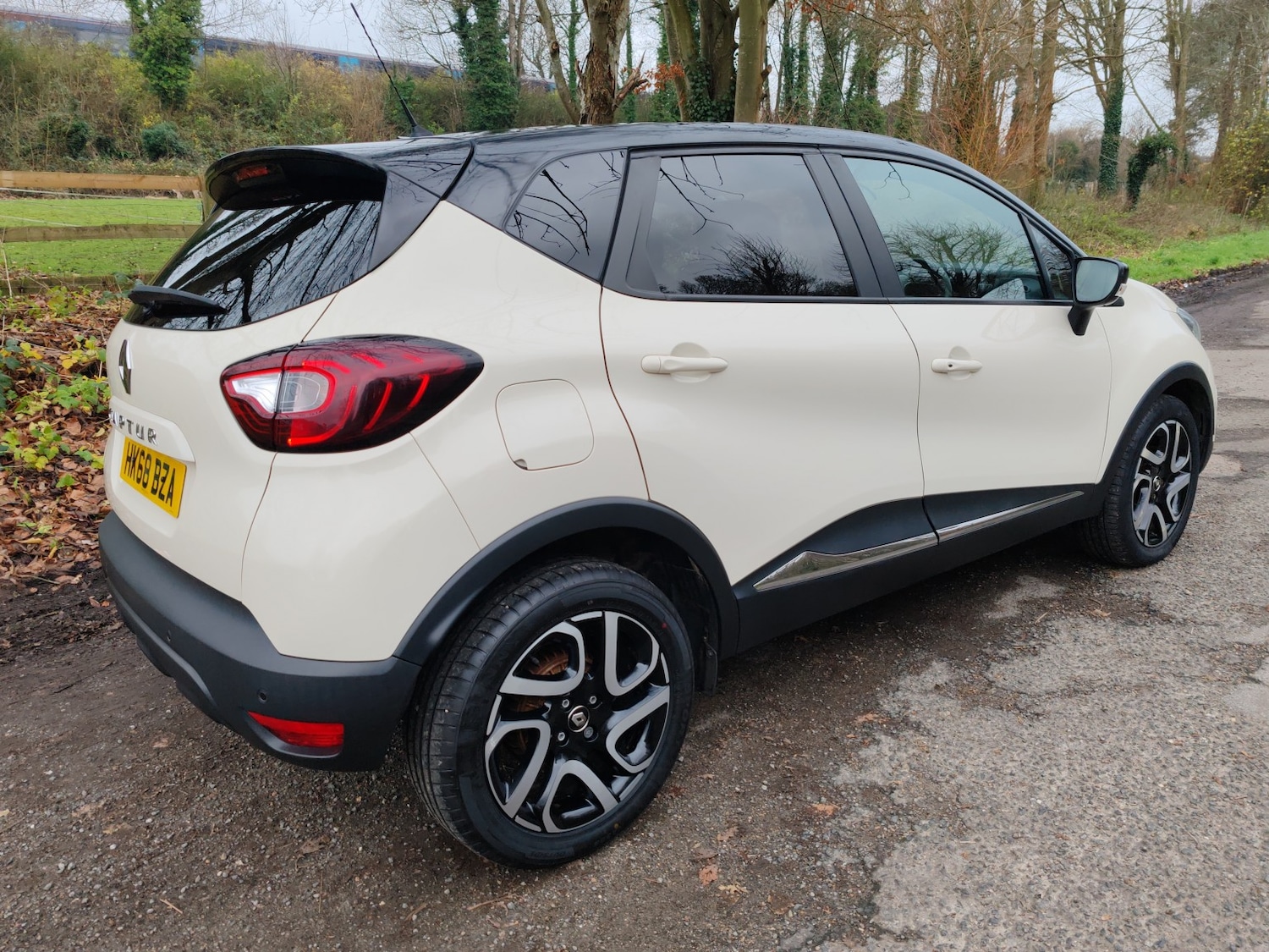 Used Renault Captur 2019 for sale - 76951045: Photo 5