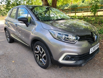 Used Renault Captur 2018 for sale - 79439264: Photo
