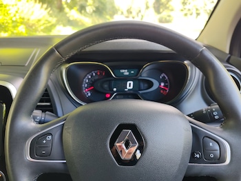 Used Renault Captur 2018 for sale - 79439264: Photo