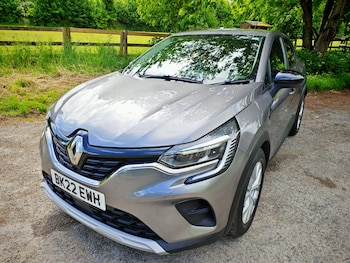 Used Renault Captur 2022 for sale - 78659867: Photo