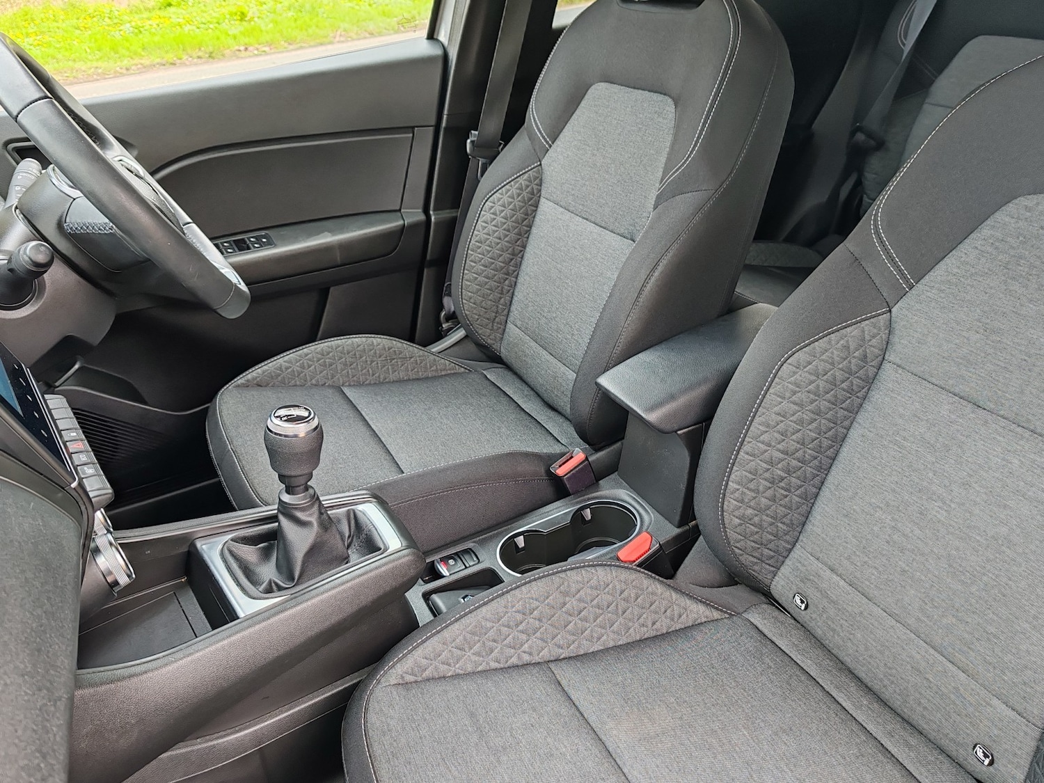 Used Renault Captur 2023 for sale - 77921319: Photo 15