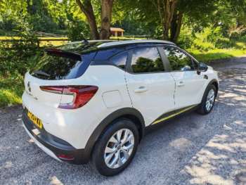 Used Renault Captur 2020 for sale - 75223115: Photo