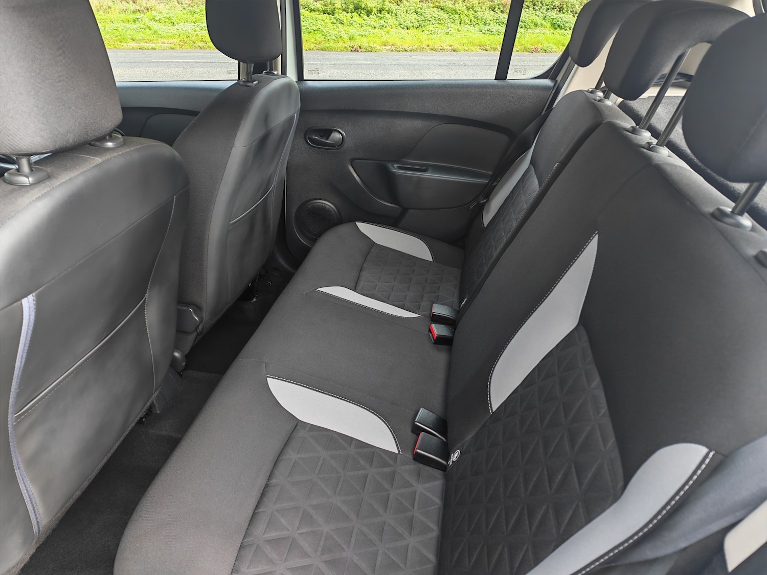 Used Dacia Sandero Stepway 2014 for sale - 76591582: Photo 15