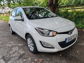 Hyundai - i20