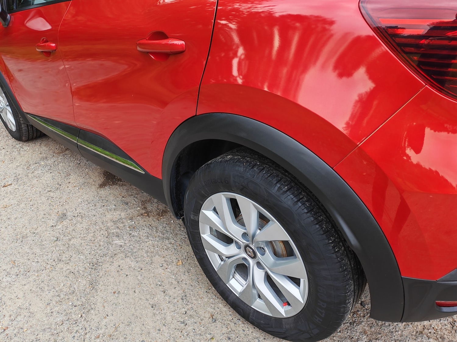 Used Renault Captur 2021 for sale - 76821606: Photo 8