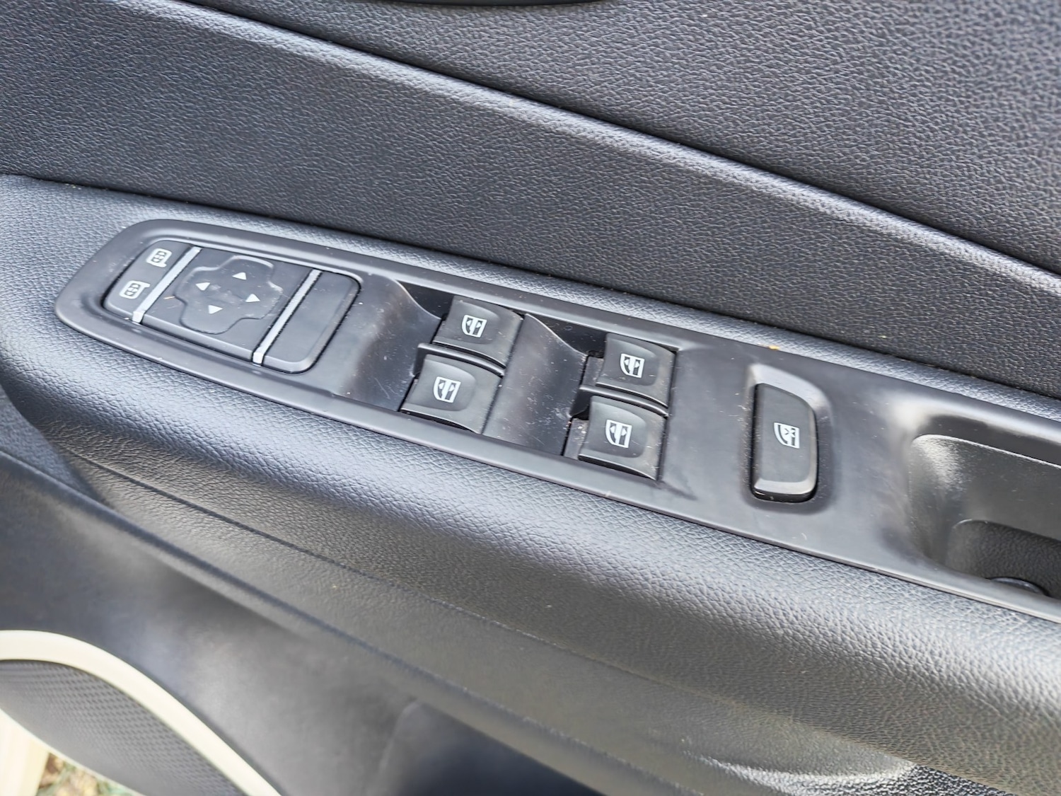 Used Renault Captur 2020 for sale - 76821647: Photo 13