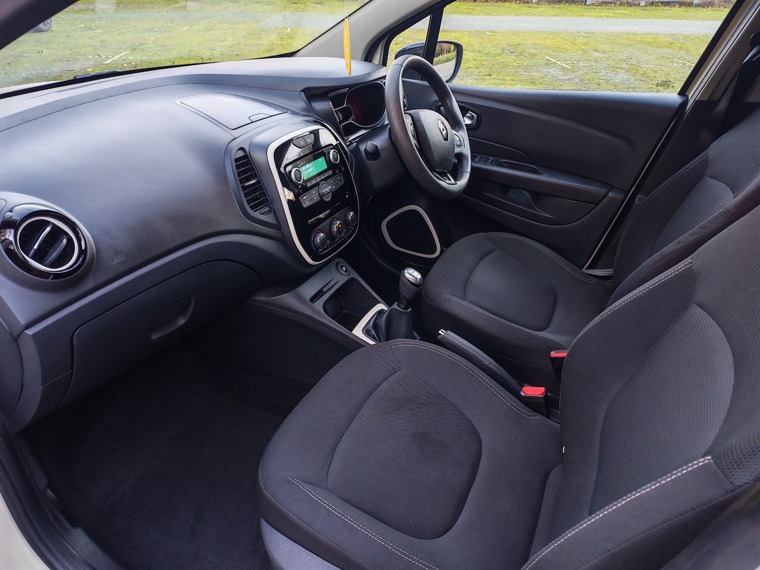 Used Renault Captur 2020 for sale - 76821647: Photo 14