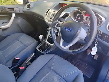 Used Ford Fiesta 2010 for sale - 79519680: Photo
