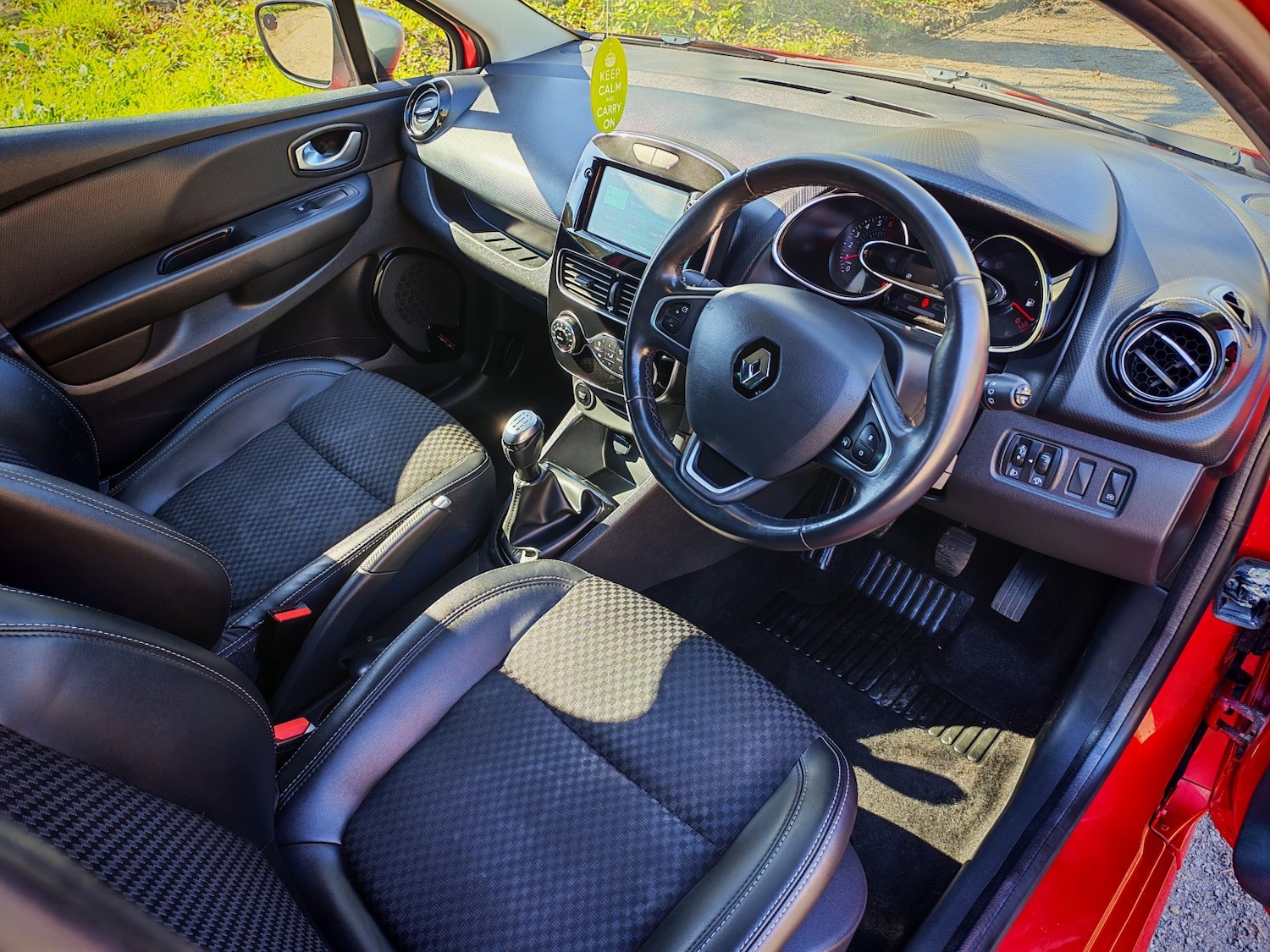 Used Renault Clio 2019 for sale - 77968675: Photo 11