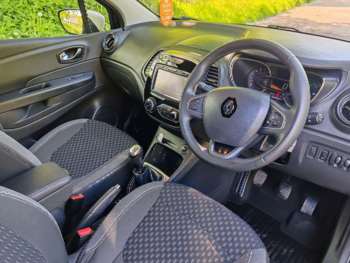 Used Renault Captur 2018 for sale - 74723289: Photo