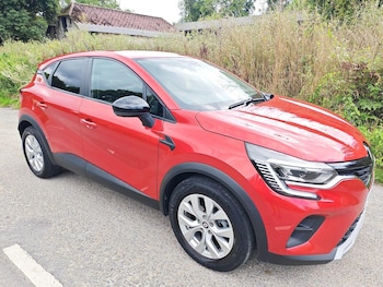 Used Renault Captur 2022 for sale - 75446409: Photo