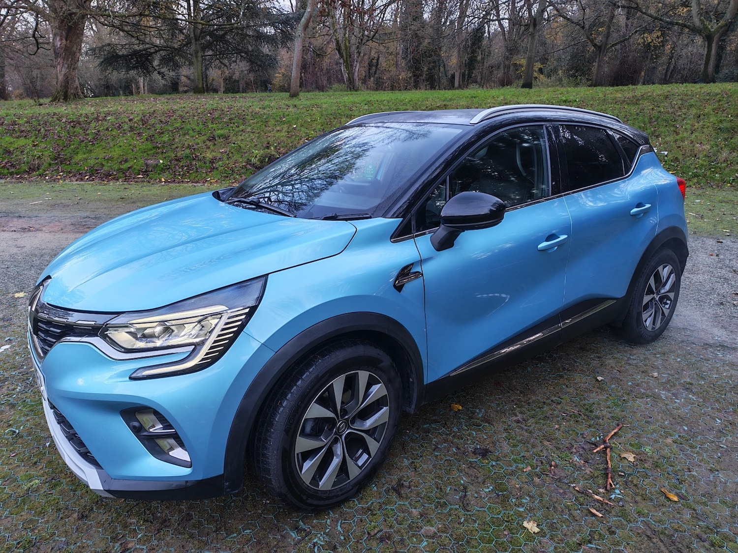 Used Renault Captur 2020 for sale - 76821575: Photo 1