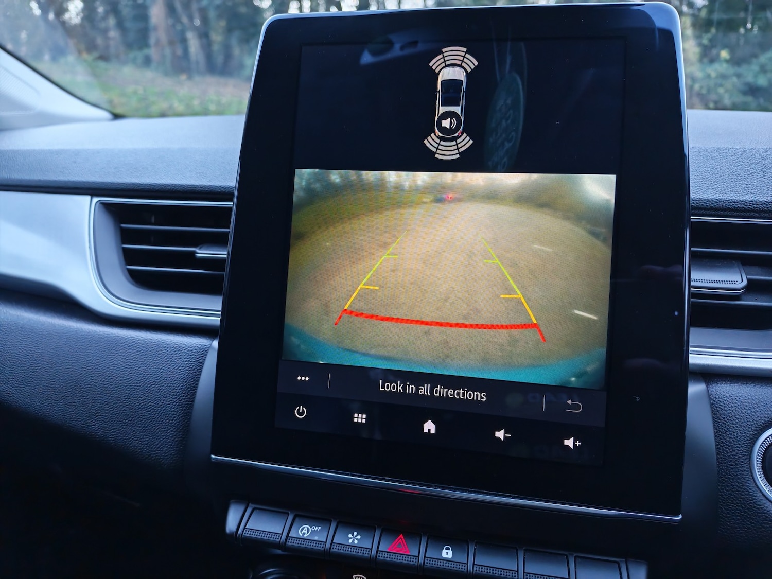 Used Renault Captur 2020 for sale - 76821575: Photo 15