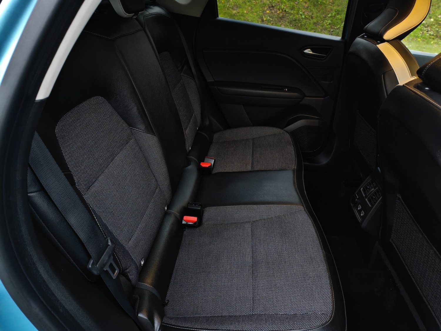 Used Renault Captur 2020 for sale - 76821575: Photo 18