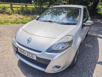 Renault - Clio