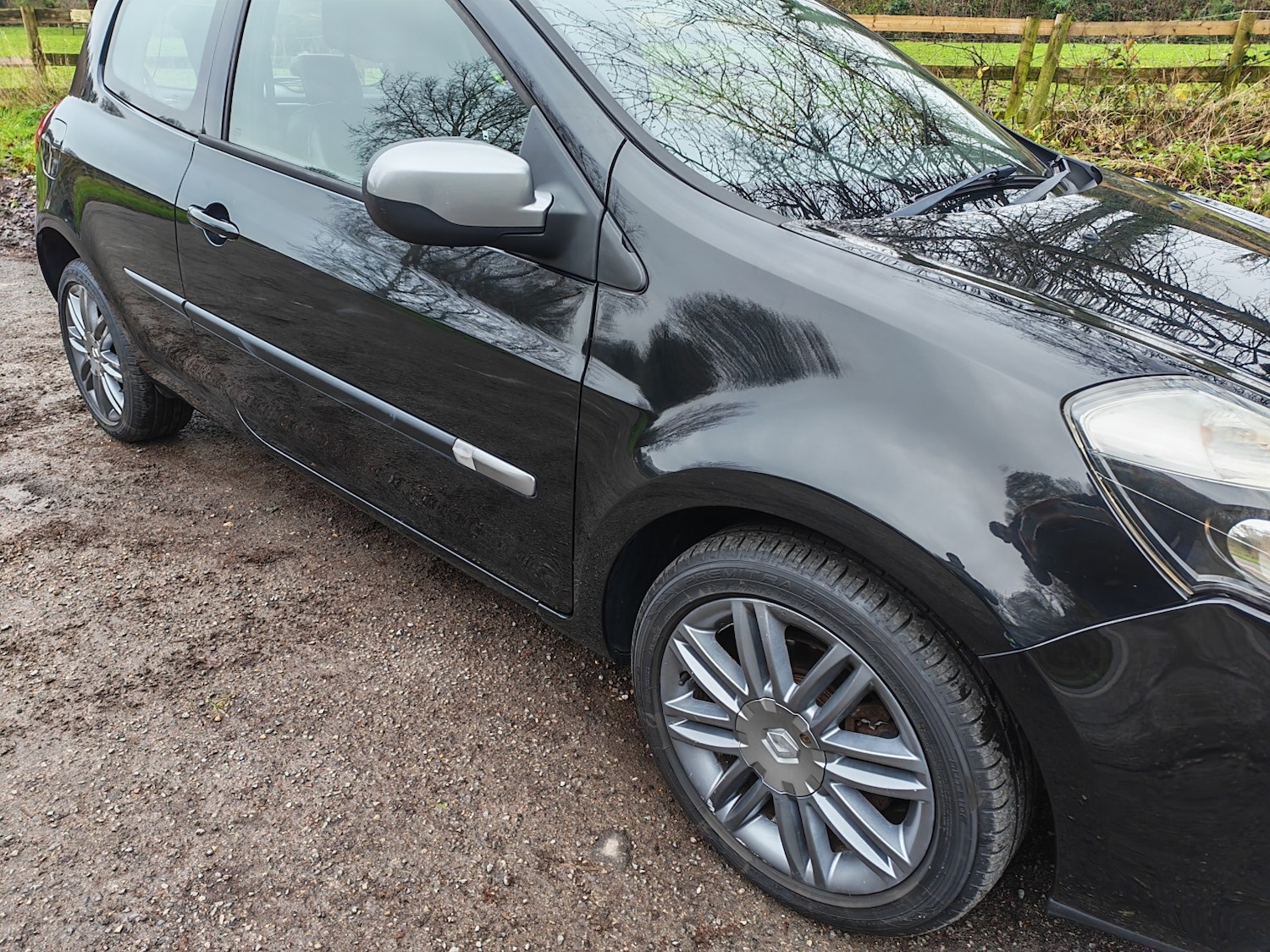 Used Renault Clio 2012 for sale - 77107656: Photo 5
