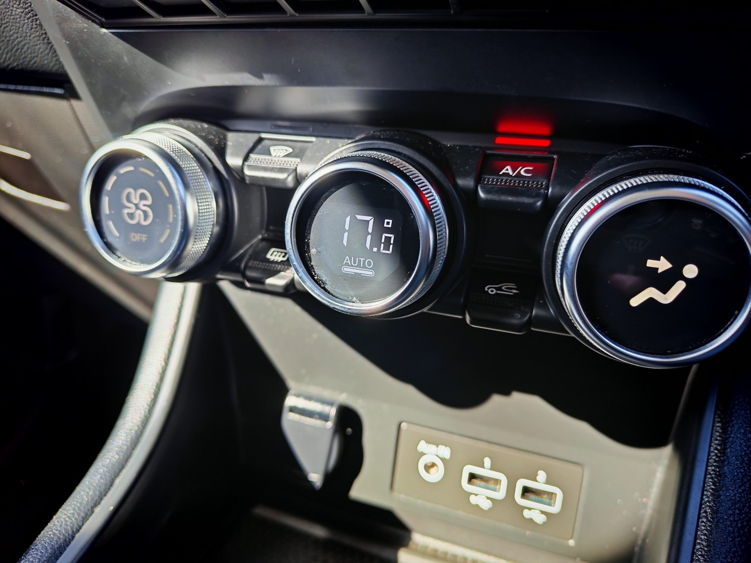 Used Renault Captur 2020 for sale - 77766508: Photo 19