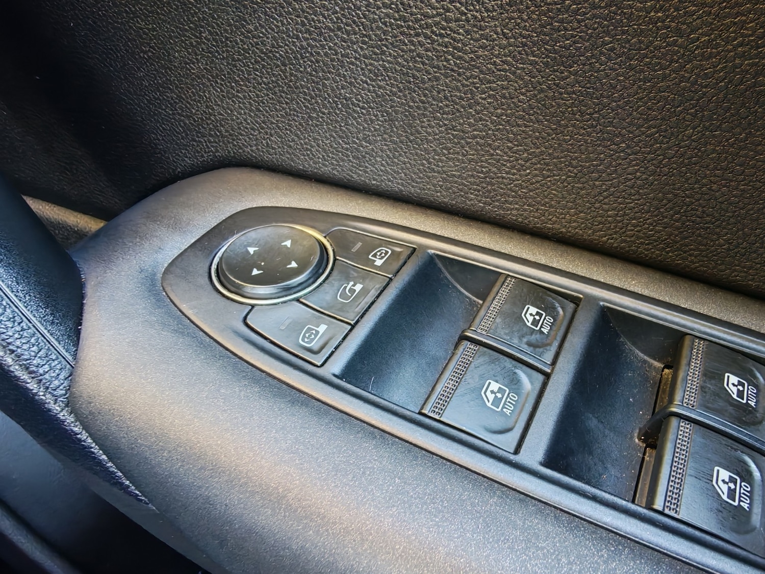 Used Renault Captur 2020 for sale - 76387373: Photo 13