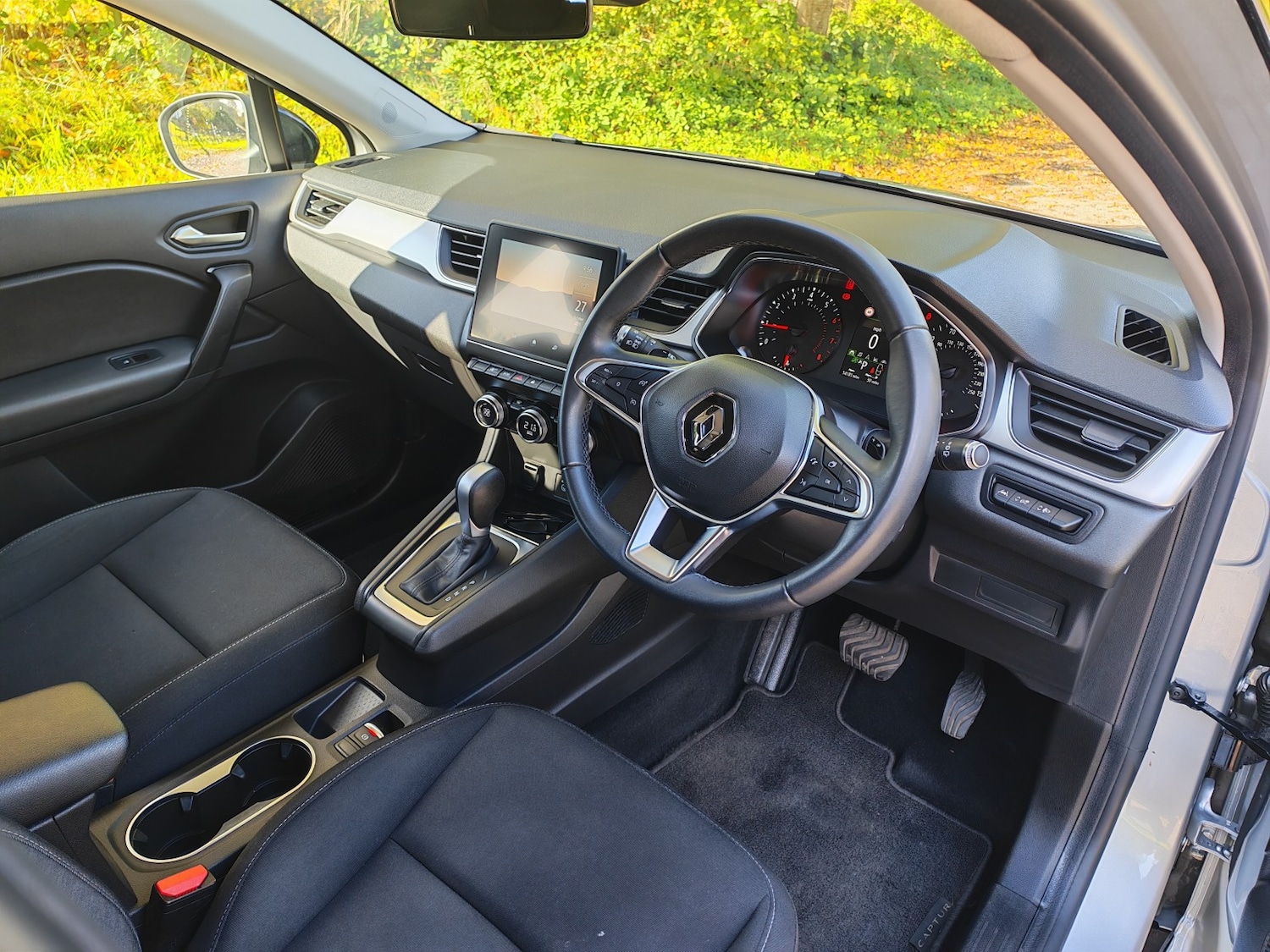 Used Renault Captur 2020 for sale - 76387373: Photo 17