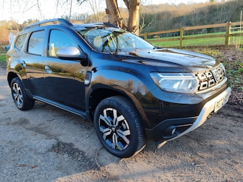 Used Dacia Duster 2022 for sale - 77968750: Photo