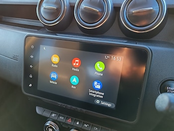 Used Dacia Duster 2022 for sale - 77968750: Photo