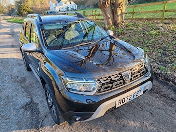 Used Dacia Duster 2022 for sale - 77968750: Photo