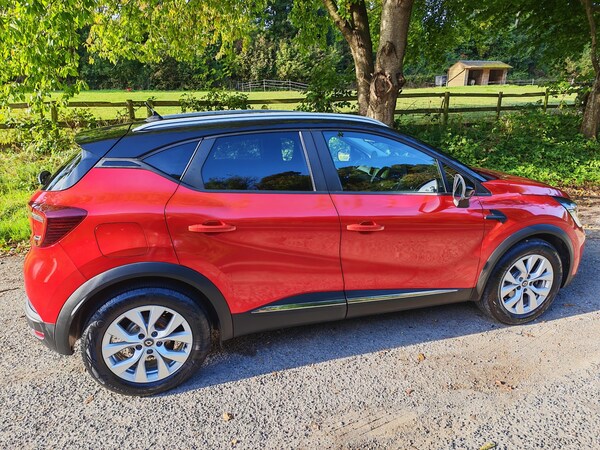 Used Renault Captur 2020 for sale - 76225234: Photo 2