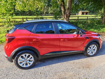 Used Renault Captur 2020 for sale - 76225234: Photo 2