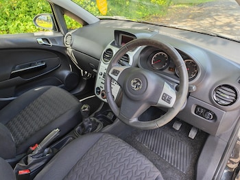 Used Vauxhall Corsa 2014 for sale - 76011389: Photo