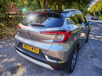 Used Renault Captur 2023 for sale - 79644411: Photo