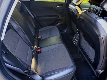 Used Renault Captur 2023 for sale - 79644411: Photo