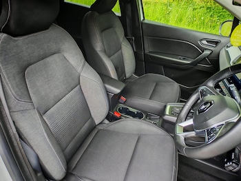 Used Renault Captur 2021 for sale - 78513738: Photo