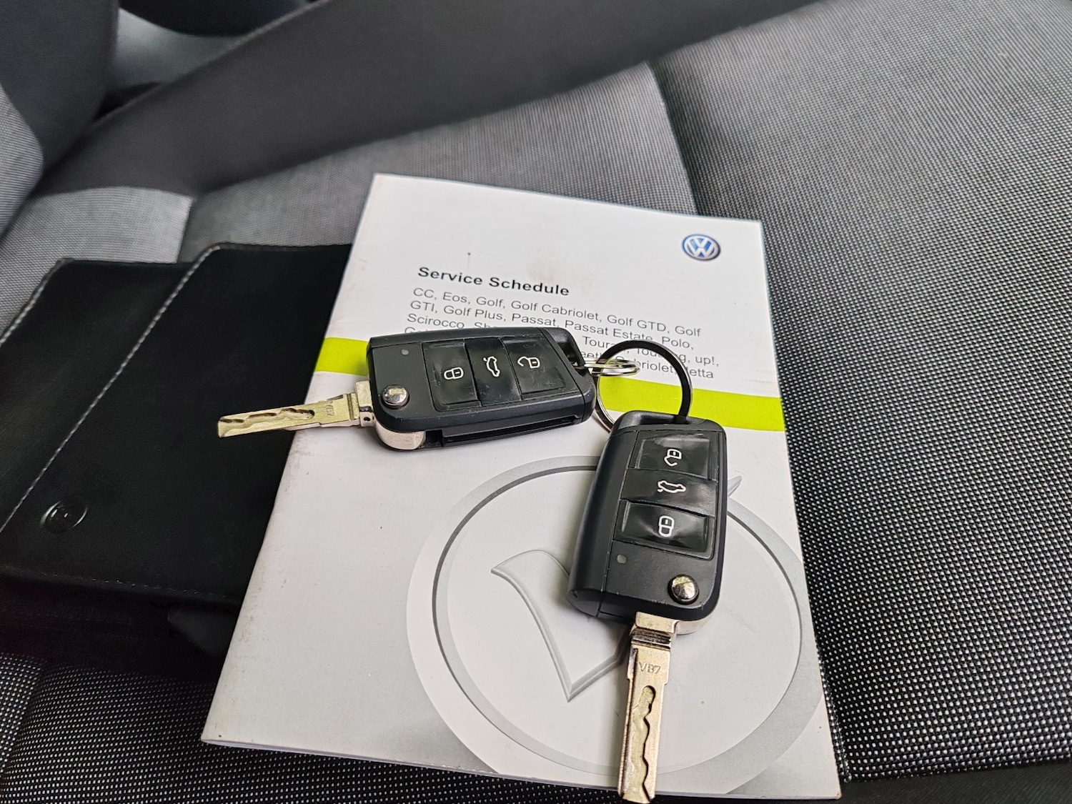 Used Volkswagen Golf 2014 for sale - 76510889: Photo 3