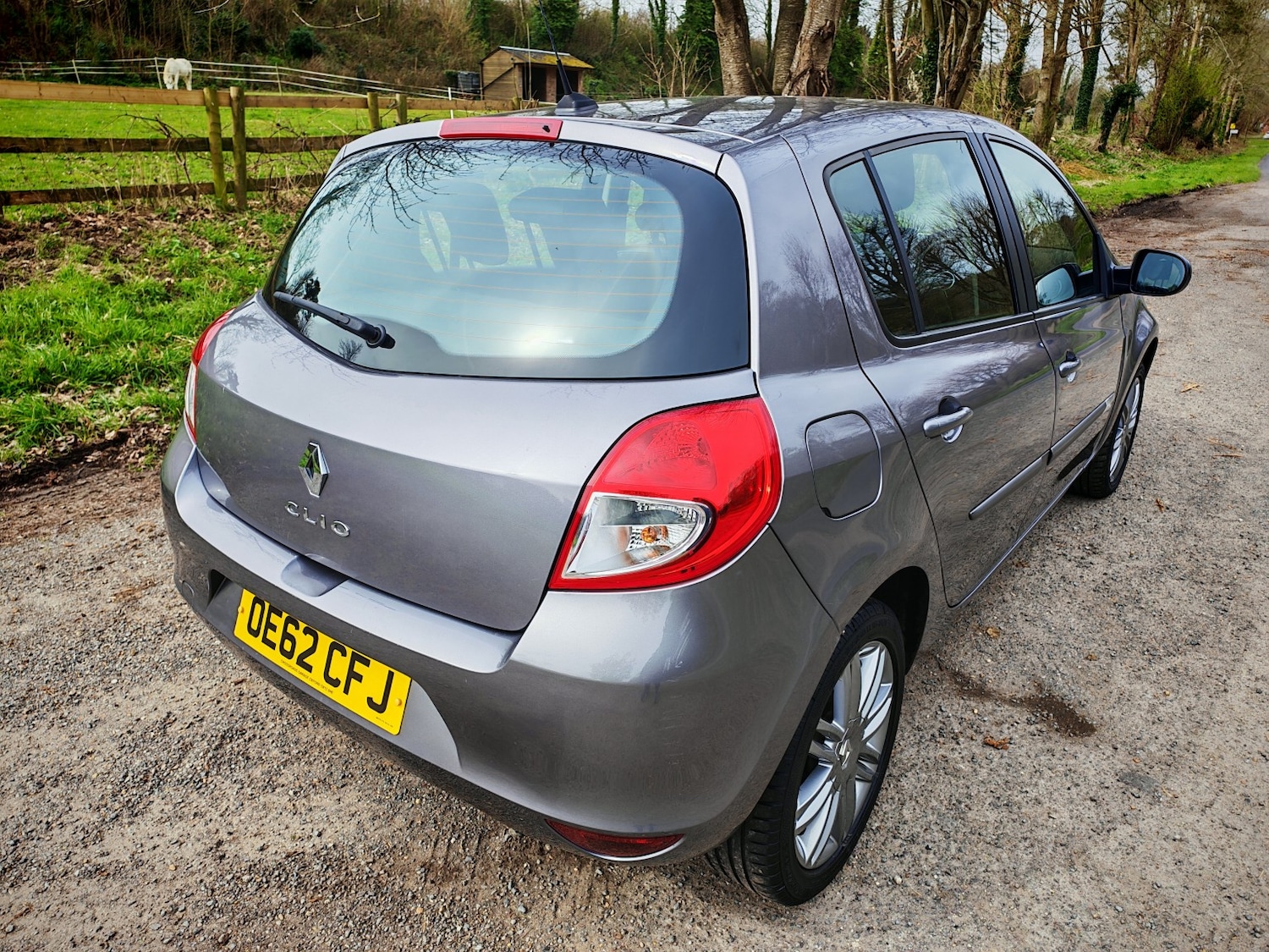 Used Renault Clio 2012 for sale - 78031749: Photo 2