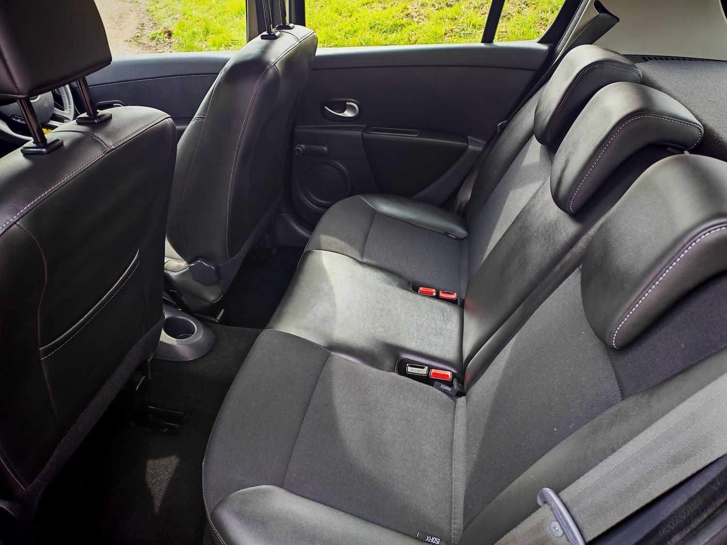 Used Renault Clio 2012 for sale - 78031749: Photo 6