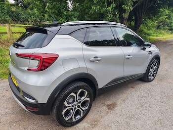 Used Renault Captur 2022 for sale - 75446412: Photo