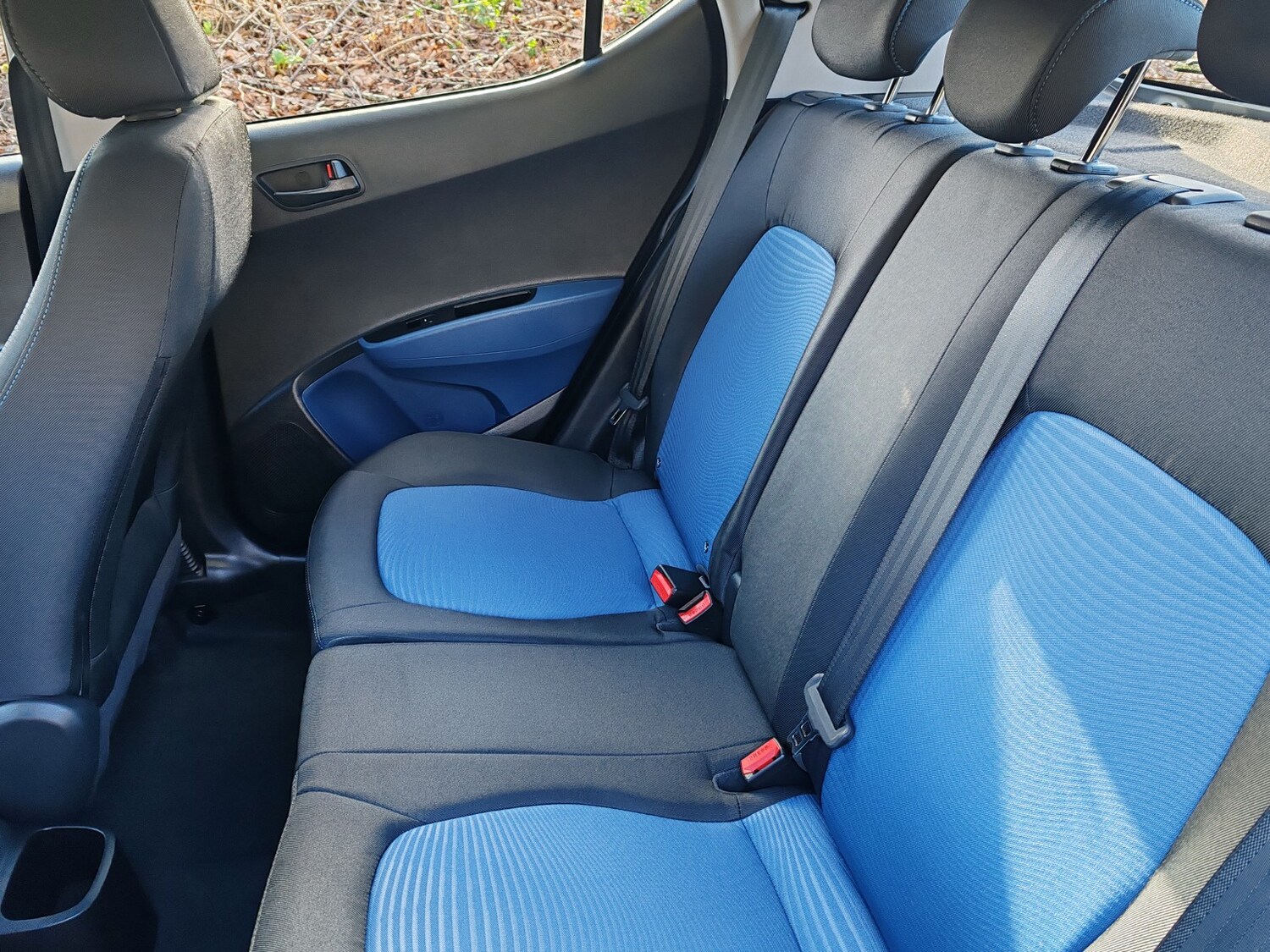 Used Hyundai i10 2016 for sale - 77681745: Photo 9